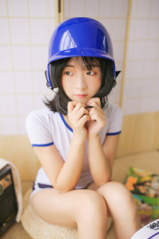 花蒂被吸得异常肿大